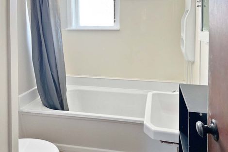 Photo of property in 19 Ripeka Way, Moera, Lower Hutt, 5010