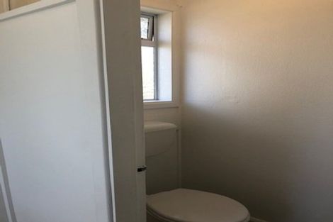 Photo of property in 39 Paynters Avenue, Strandon, New Plymouth, 4312