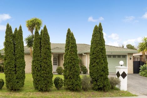 Photo of property in 2 Ferngrove Avenue, Ranui, Auckland, 0612