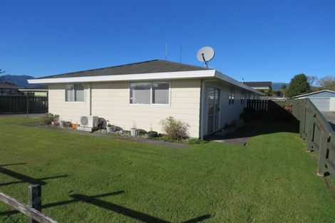 Photo of property in 52a Henley Street, Westport, 7825