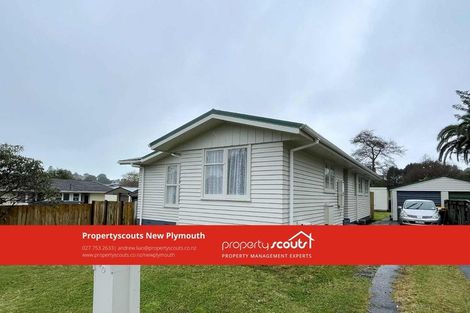 Photo of property in 50 Endeavour Street, Marfell, New Plymouth, 4310