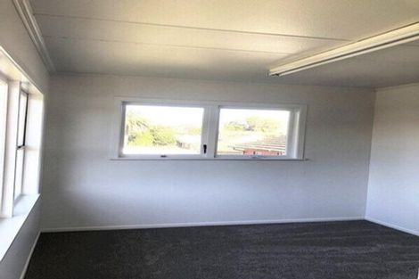 Photo of property in 12-14 Clevedon Road, Papakura, 2110