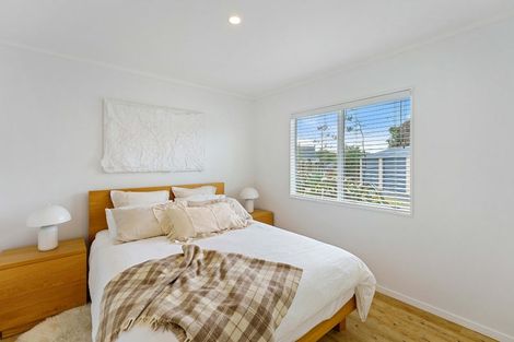 Photo of property in 3 Mavis Avenue, Waikawa Beach, Manakau, 5573