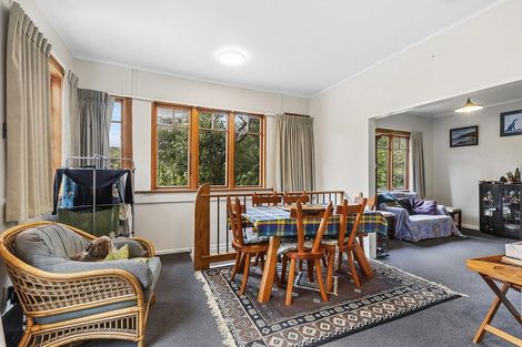 Photo of property in 35 Airlie Road, Plimmerton, Porirua, 5026