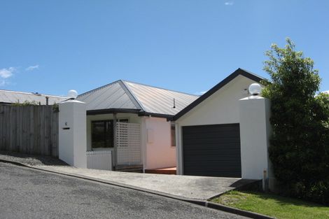 Photo of property in 6 Russell Street, Picton, 7220