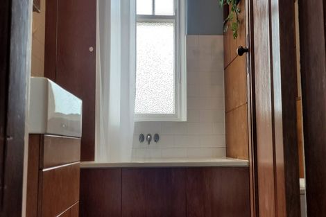 Photo of property in Blythswood Flats, 16/3f Aro Street, Aro Valley, Wellington, 6021