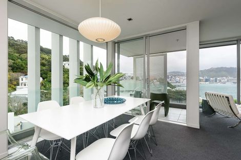 Photo of property in 2a/22 Telford Terrace, Oriental Bay, Wellington, 6011