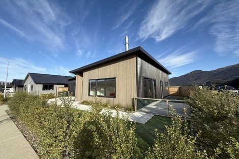 Photo of property in 181 Burdon Loop, Lake Hawea, 9382