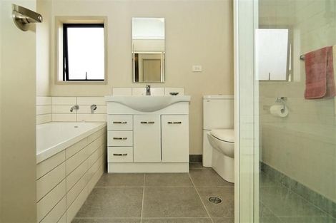 Photo of property in St Claire Village, 19/172 Mcleod Road, Te Atatu South, Auckland, 0610