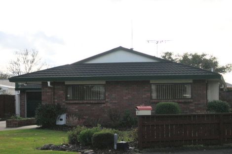 Photo of property in 28 Halyard Close, Flagstaff, Hamilton, 3210