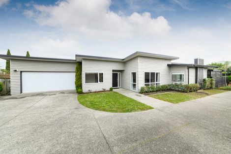Photo of property in 67a Parnell Heights Drive, Kelvin Grove, Palmerston North, 4414