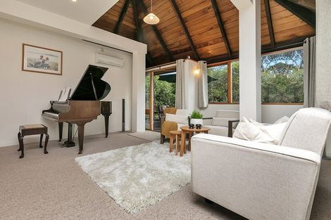 Photo of property in 72 Brigantine Drive, Beach Haven, Auckland, 0626