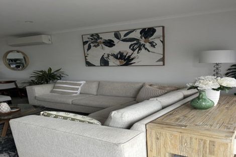 Photo of property in 24 Adlam Lane, Takanini, 2112