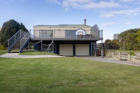 Photo of property in 19 Burnett Street, Kakanui, Oamaru, 9495