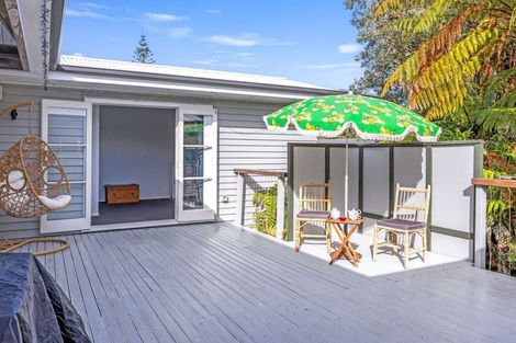 Photo of property in 2 Alberta Street, Acacia Bay, Taupo, 3330