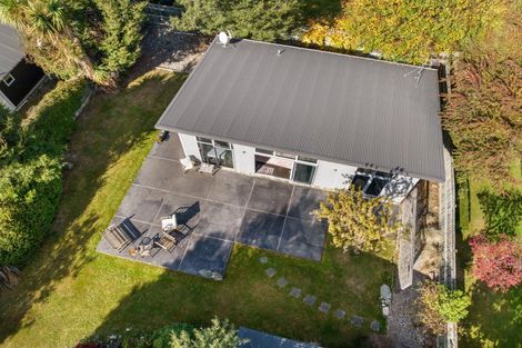 Photo of property in 32 Sylvan Street, Lake Hayes, Queenstown, 9304