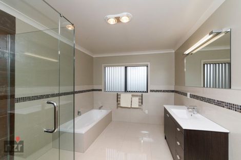 Photo of property in 24 Paradise Avenue, Feilding, 4775