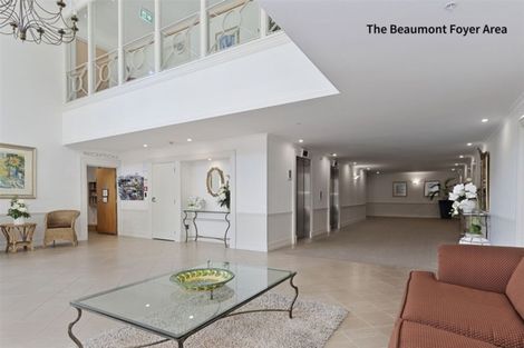 Photo of property in 12 Maunganui Road, Mount Maunganui, 3116