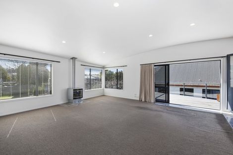 Photo of property in 2/2 Rhodes Fall, Rangatira Park, Taupo, 3330