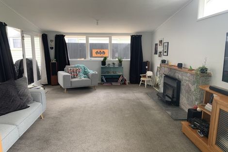 Photo of property in 28 Kiwi Street, Heretaunga, Upper Hutt, 5018