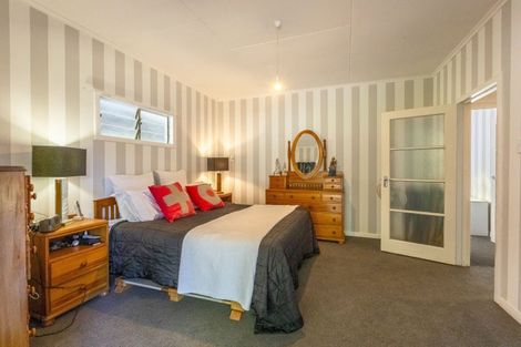 Photo of property in 52 Mcgreevy Street, Waipawa, 4210