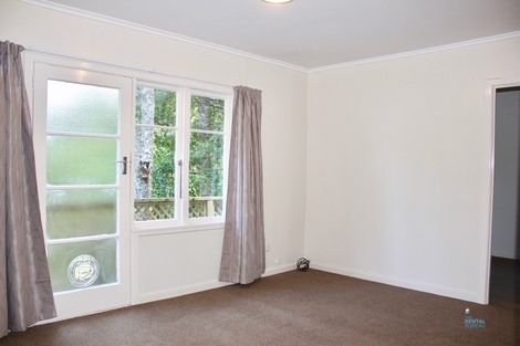 Photo of property in 233 Konini Road, Titirangi, Auckland, 0604