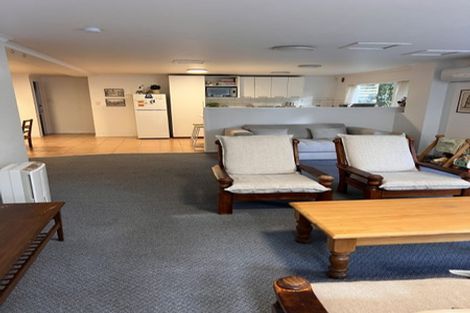 Photo of property in 53a Onedin Place, Titirangi, Auckland, 0604