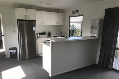 Photo of property in 54 Helena Street, Massey, Auckland, 0614