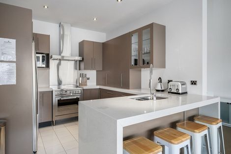 Photo of property in 10b Olivers Place, Queenstown, 9300