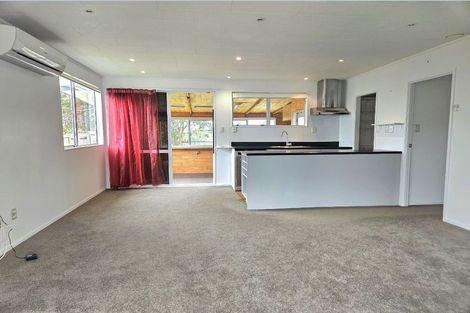 Photo of property in 21 Kuparu Place, Ruakaka, 0116