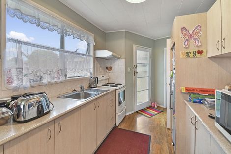 Photo of property in 2 Chantelle Place, Papatoetoe, Auckland, 2025