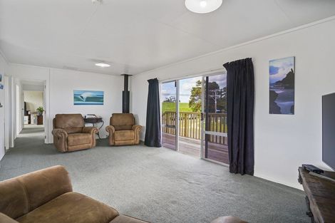 Photo of property in 2 Ngaparaoa Drive, Maketu, 3189