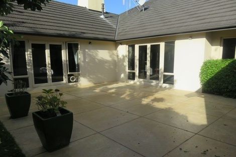 Photo of property in 2 Oldfield Court, Huntington, Hamilton, 3210