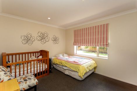 Photo of property in 15 Pollock Place, Rolleston, 7614