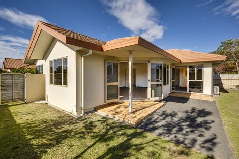 Photo of property in 54 Neeve Road, Taradale, Napier, 4112