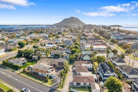 Photo of property in 33c Tay Street, Mount Maunganui, 3116