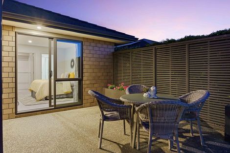 Photo of property in 7 Mahia Lane, Waikanae, 5036