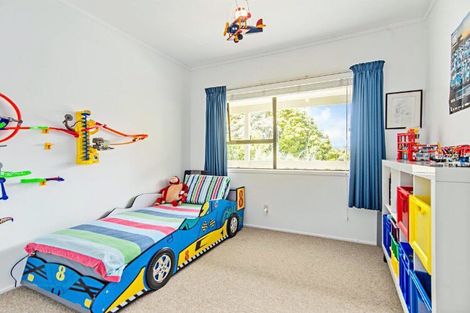 Photo of property in 29 Flavia Close, Torbay, Auckland, 0630