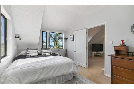 Photo of property in 115 Hillcrest Road, Hatfields Beach, Orewa, 0931