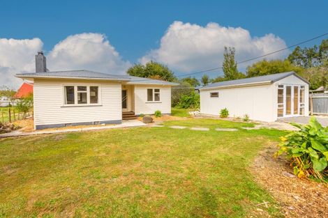 Photo of property in 8 Dundas Street, Porangahau, 4291