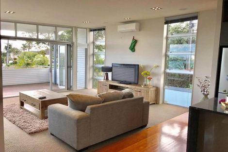 Photo of property in 18 Walter Street, Hauraki, Auckland, 0622