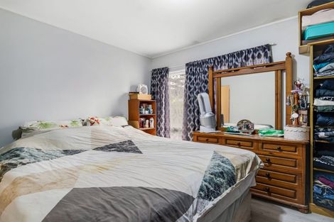 Photo of property in 1/32 Starforth Place, Henderson, Auckland, 0612