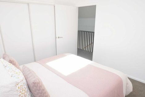 Photo of property in 2/23 Hills Road, Edgeware, Christchurch, 8013