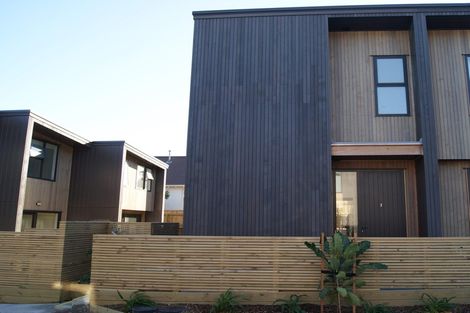 Photo of property in 20u7 Trent Street, Island Bay, Wellington, 6023