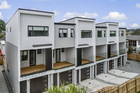 Photo of property in 3/345 Pakuranga Road, Pakuranga Heights, Auckland, 2010