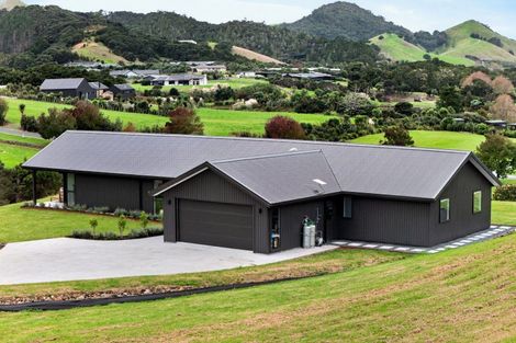 Photo of property in 10 Lakeview Lane, Mangawhai, 0573