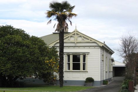 Photo of property in 43 Havelock Road, Havelock North, 4130