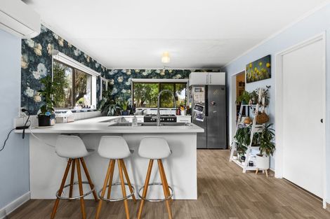 Photo of property in 25 Burness Road, Jervoistown, Napier, 4112