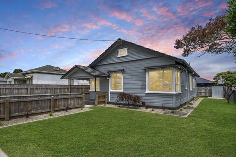 Photo of property in 21 Victoria Street, Levin, 5510