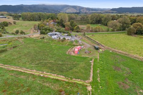 Photo of property in 78 Takapu Road, Manakau, 5573